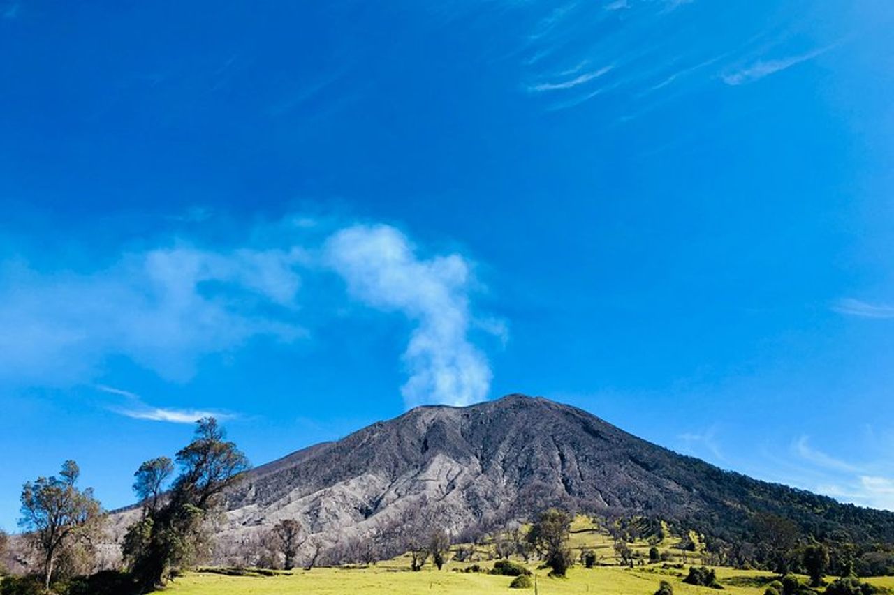Esplora l'iconica Irazú e i vulcani nascosti di Turrialba con un locale — 9