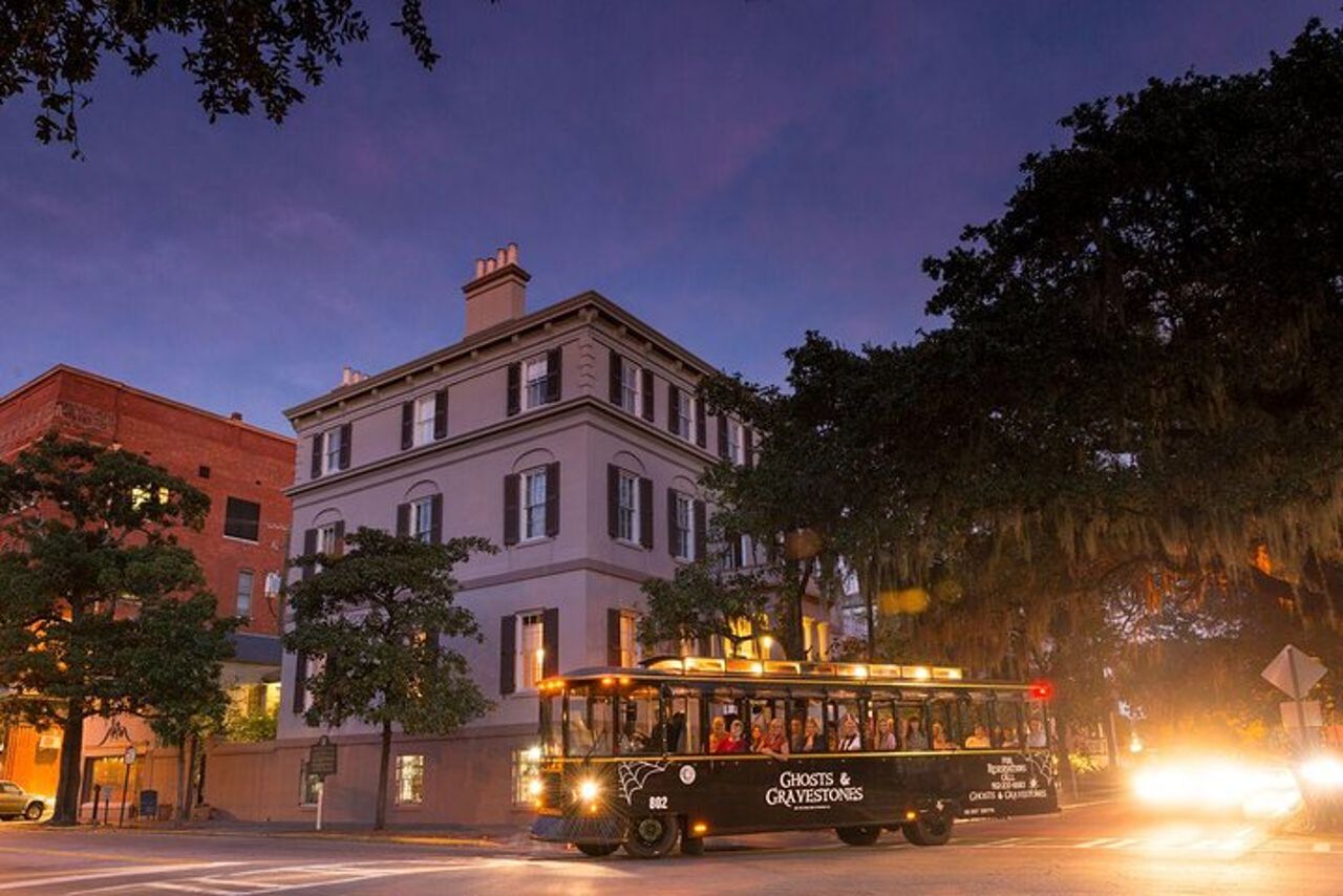 Savannah Ghosts & Gravestones Trolley Tour — 6