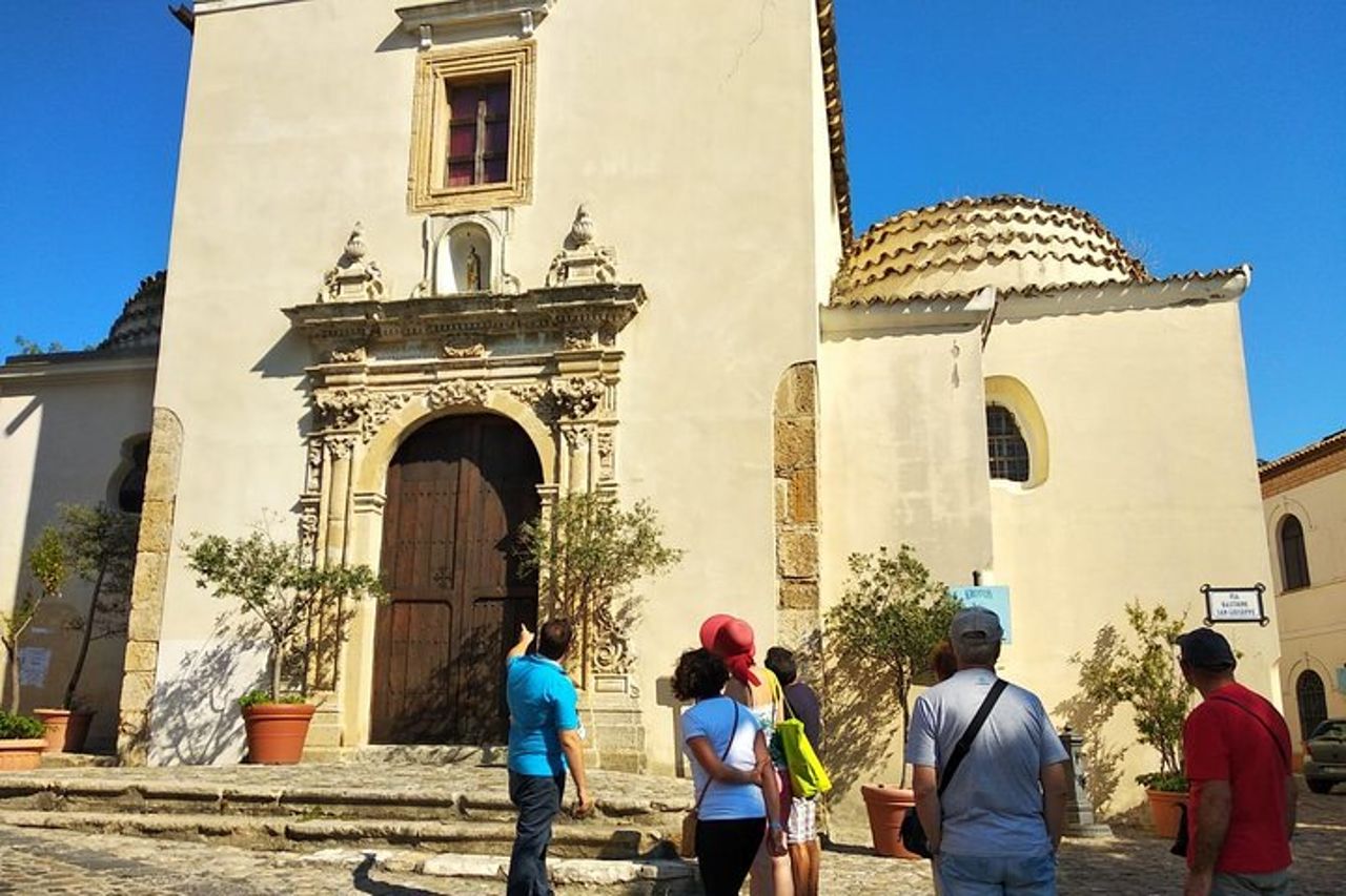 Visita culturale nel centro storico di Crotone — 3