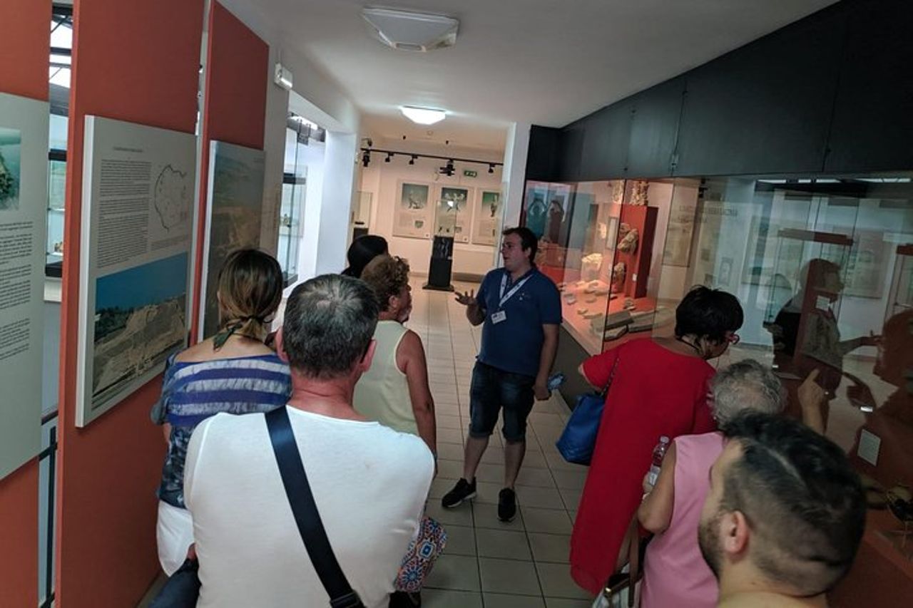 Visita culturale nel centro storico di Crotone — 8
