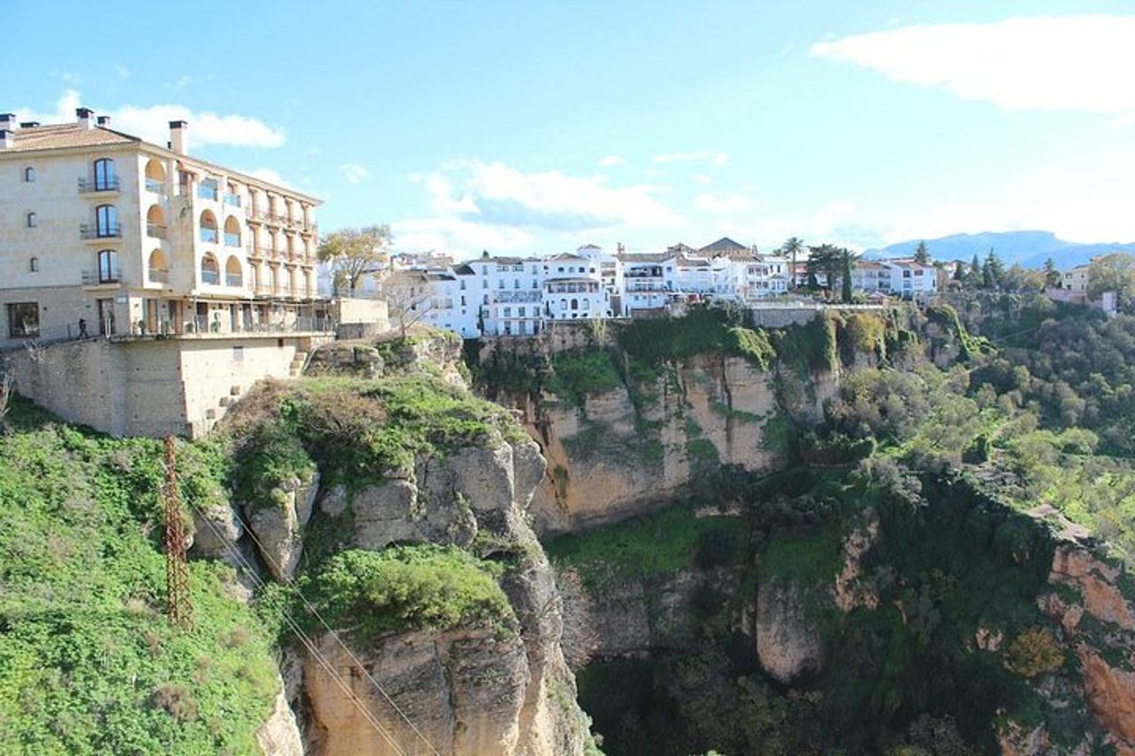 Tour privato di 3 ore a piedi di Ronda con Guida turistica ufficiale — 6