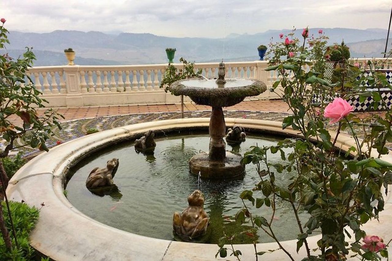 Tour privato di 3 ore a piedi di Ronda con Guida turistica ufficiale — 2