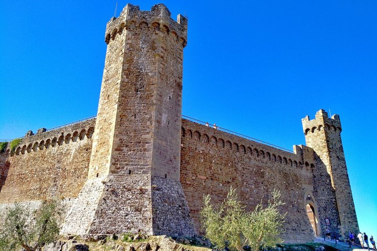 Grand Tour di Pienza, Montalcino, Montepulciano + degustazione di vini e formaggi — 2
