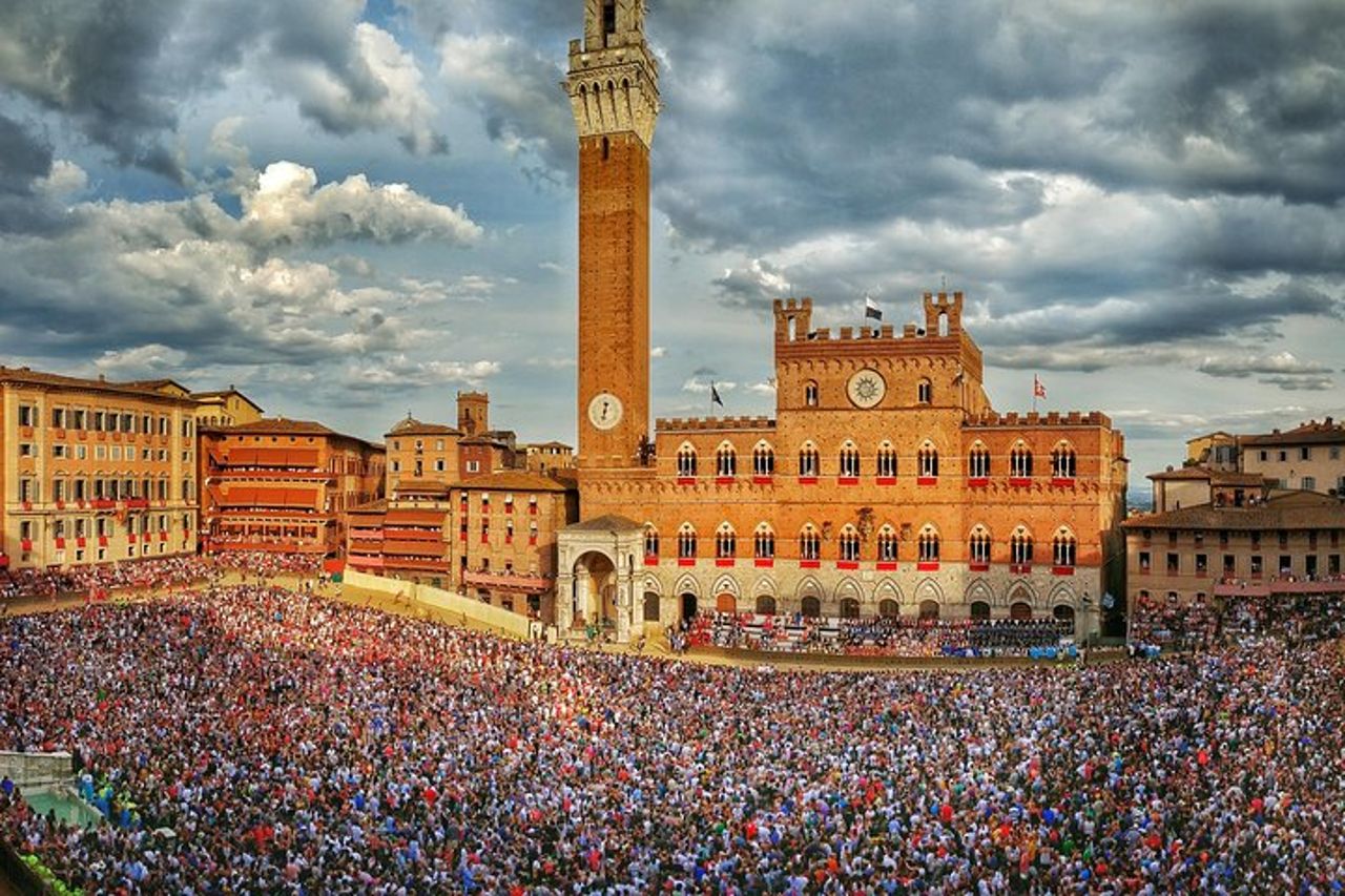 Siena: Tour guidato di Siena con Duomo o Museo — 9