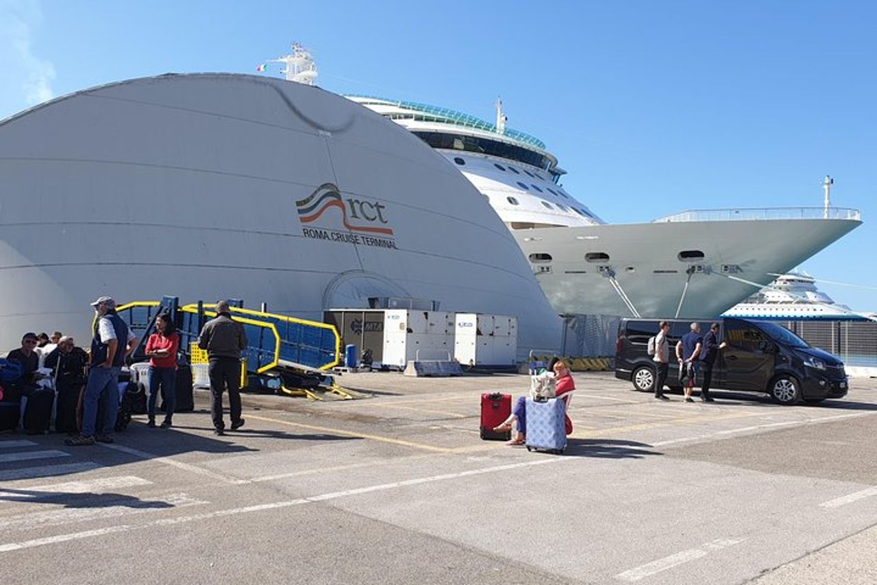 Transfer dal porto di Civitavecchia all'aeroporto Fco di Roma o Roma — 6