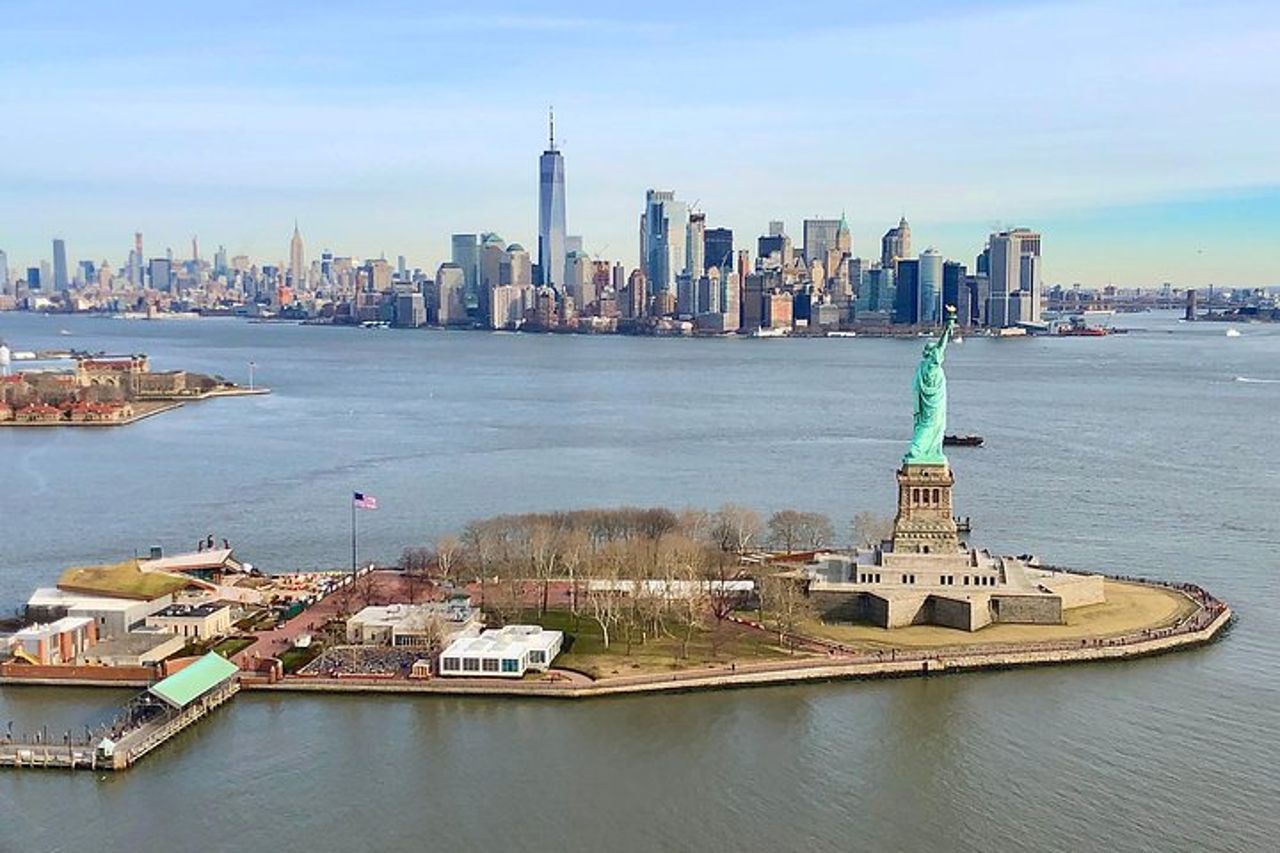 Tour in elicottero sullo skyline di New York City dal New Jersey — 8