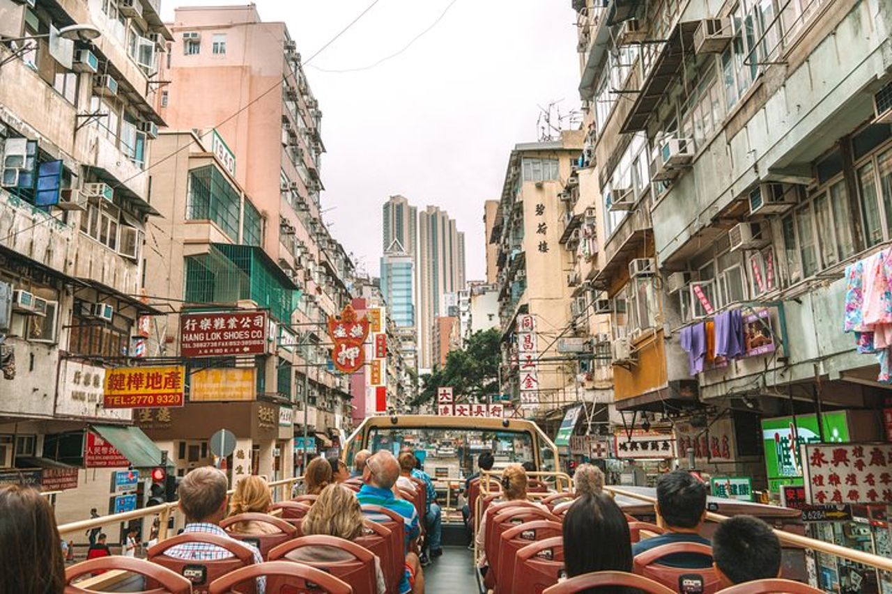 Tour in Big Bus hop-on hop-off senza tettuccio di Hong Kong — 2