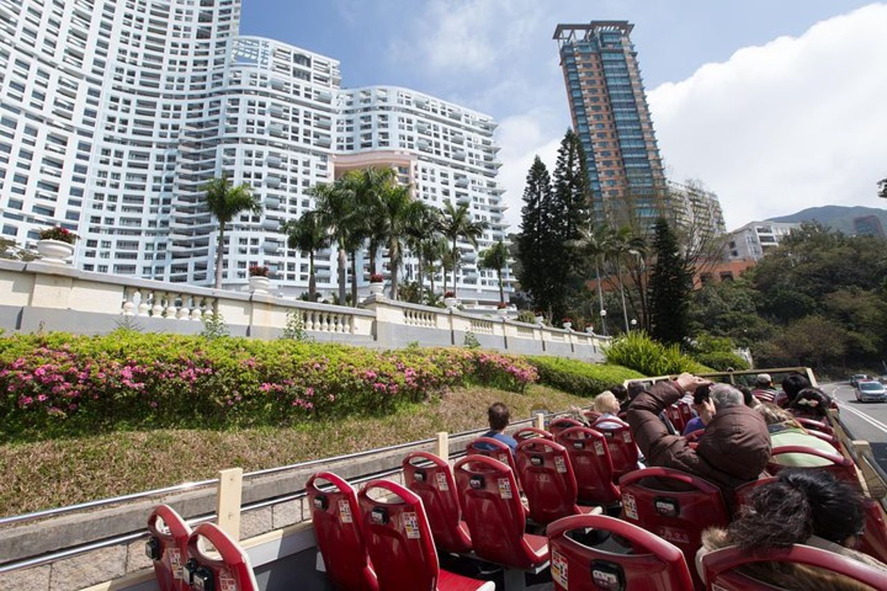 Tour in Big Bus hop-on hop-off senza tettuccio di Hong Kong — 7