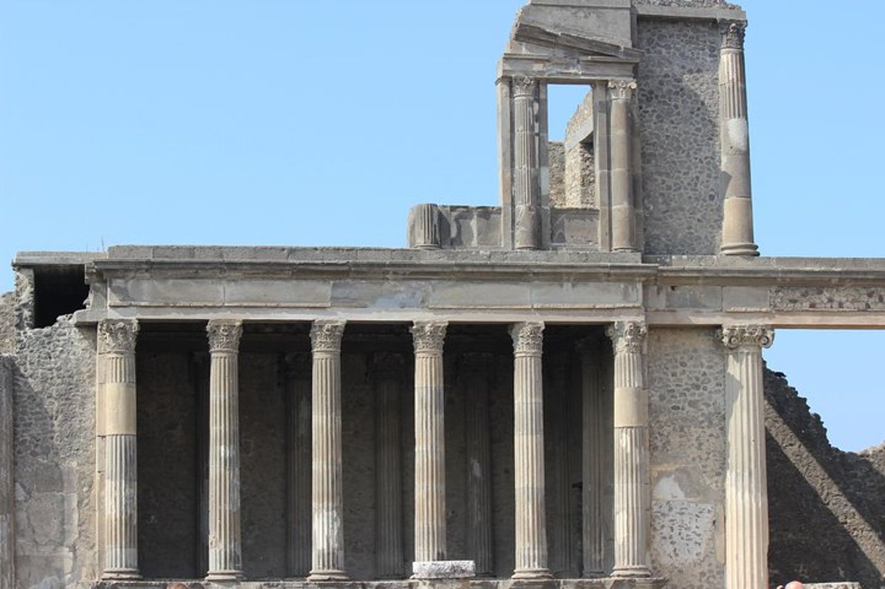 Pompei da Salerno: visita con biglietto salta la fila. Crociere — 7