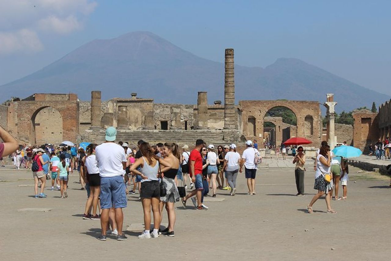 Pompei da Salerno: visita con biglietto salta la fila. Crociere — 2