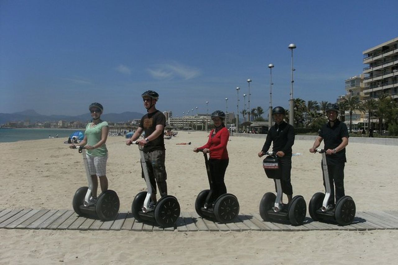 Tour in Segway a Palma de Mallorca che include la cattedrale di Palma e Portixol — 6