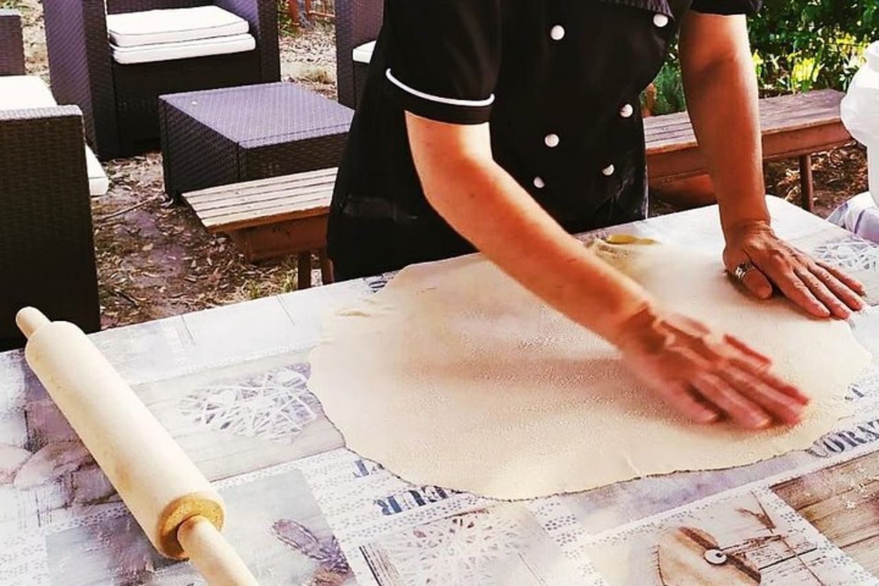 Lezione di cucina in un vero casale toscano — 3