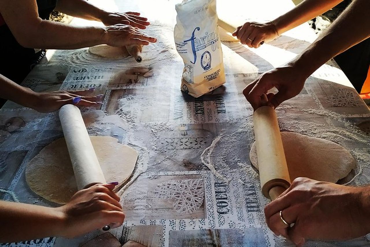 Lezione di cucina in un vero casale toscano — 7