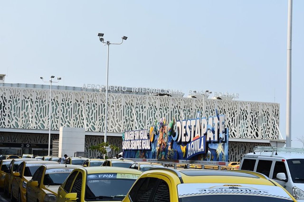Navetta privata dall'aeroporto di Santa Marta alla stazione di polizia di Minca