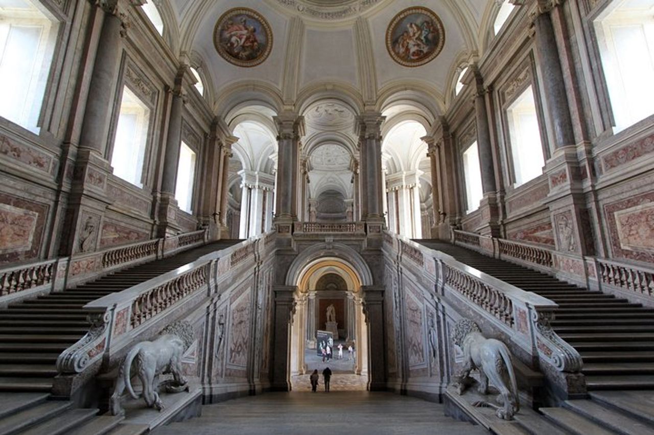 Tour privato della Reggia di Caserta e dell'Anfiteatro Spartaco