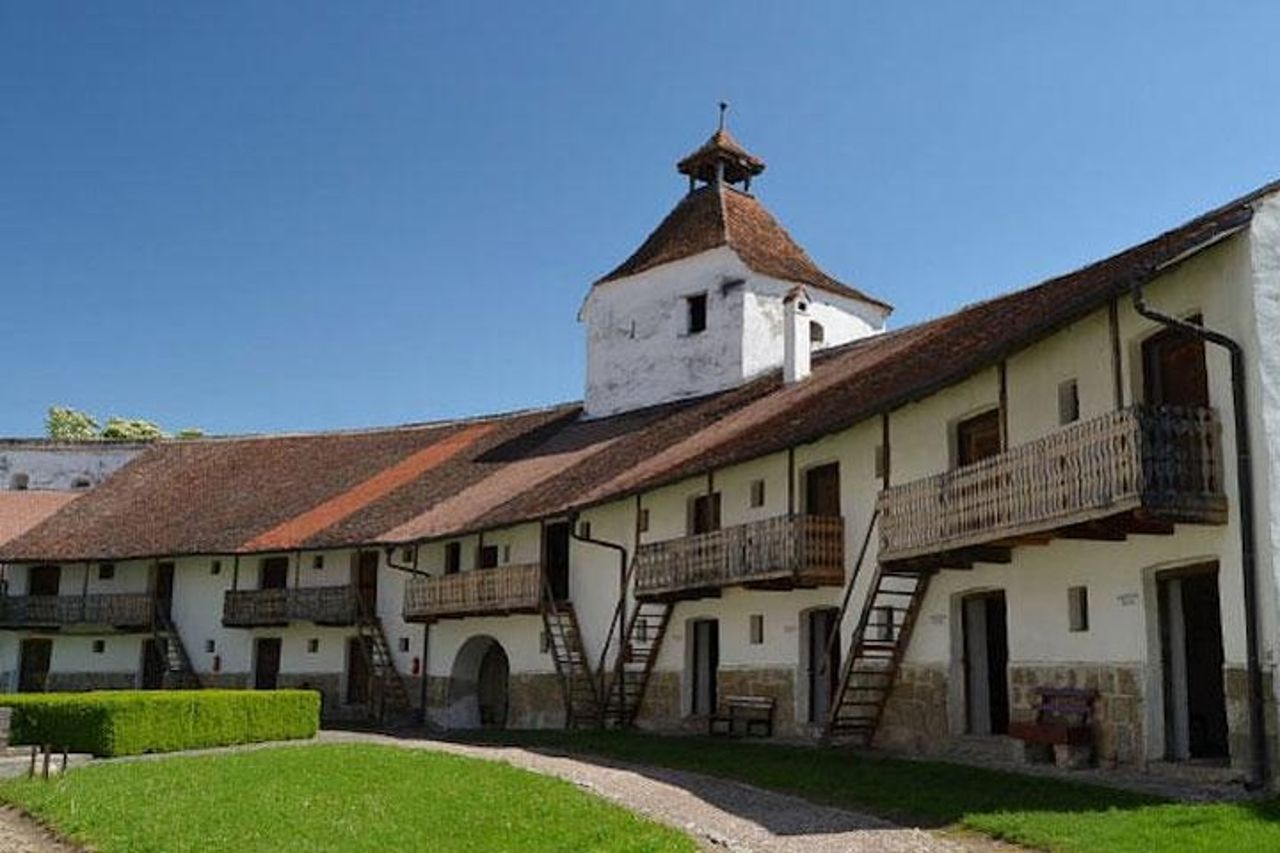 Castello di Peles, Castello di Bran (Dracula) e Cittadella di Rasnov da Brasov — 8