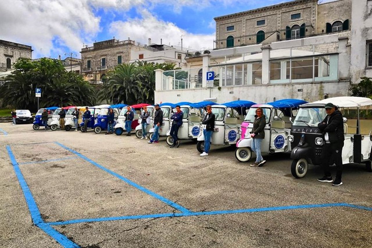 Tour Privato del Borgo Medievale di Ostuni in Tuk Tuk — 6