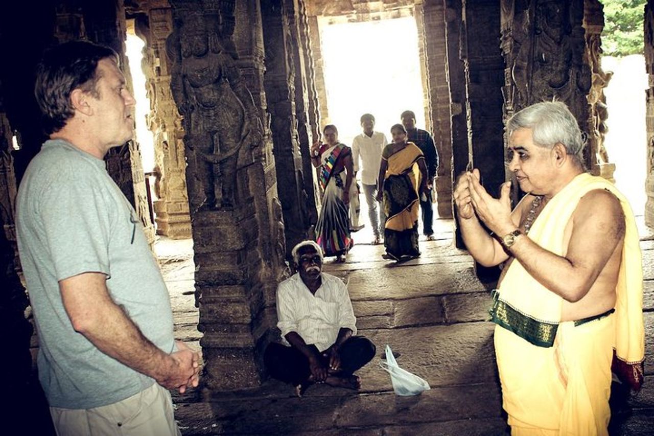 Gita di un giorno da Bangalore a Lepakshi per l'architettura e i dipinti del tempio — 6