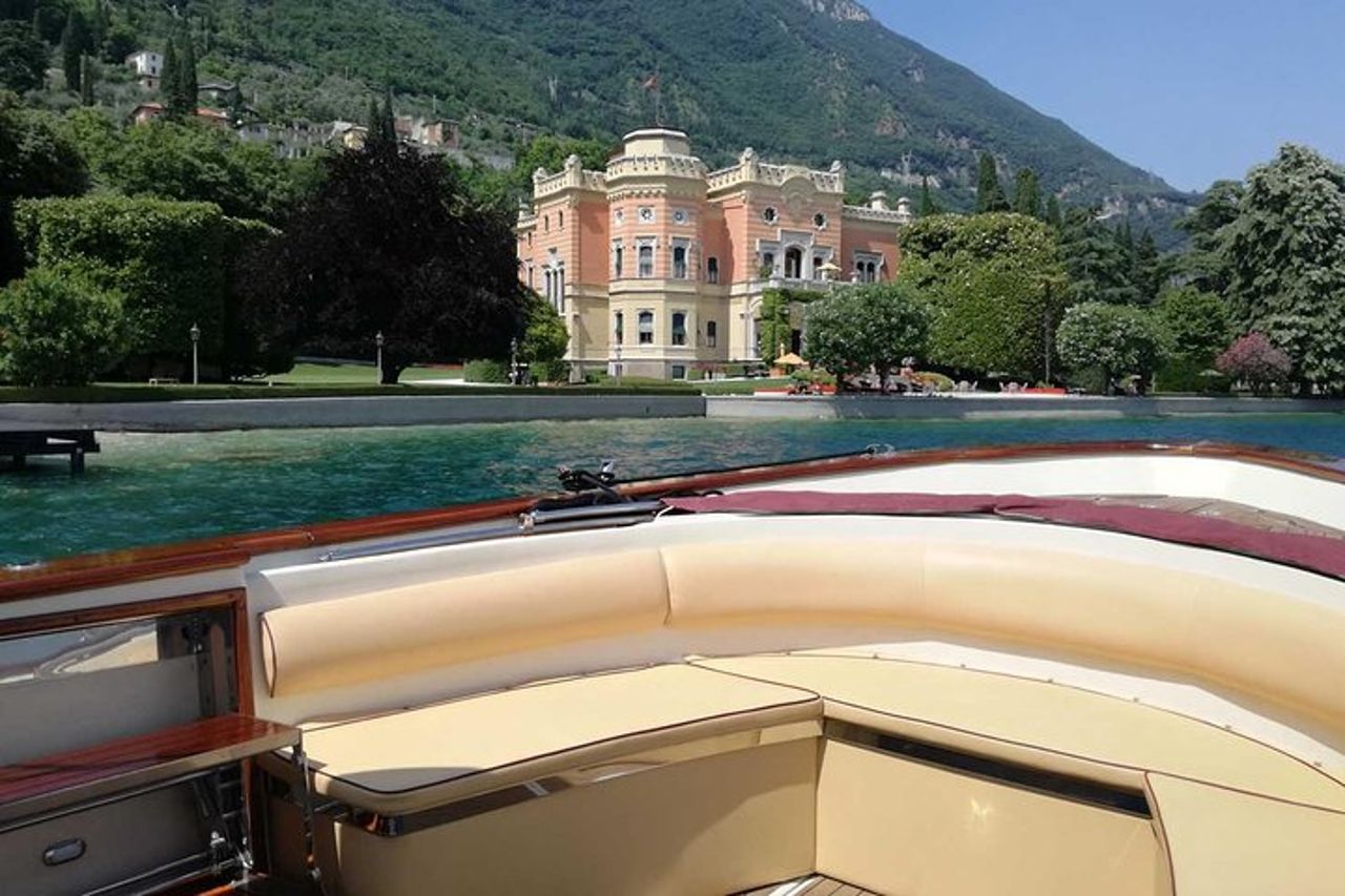 Tour privato in barca Isola del Garda e dintorni. — 9