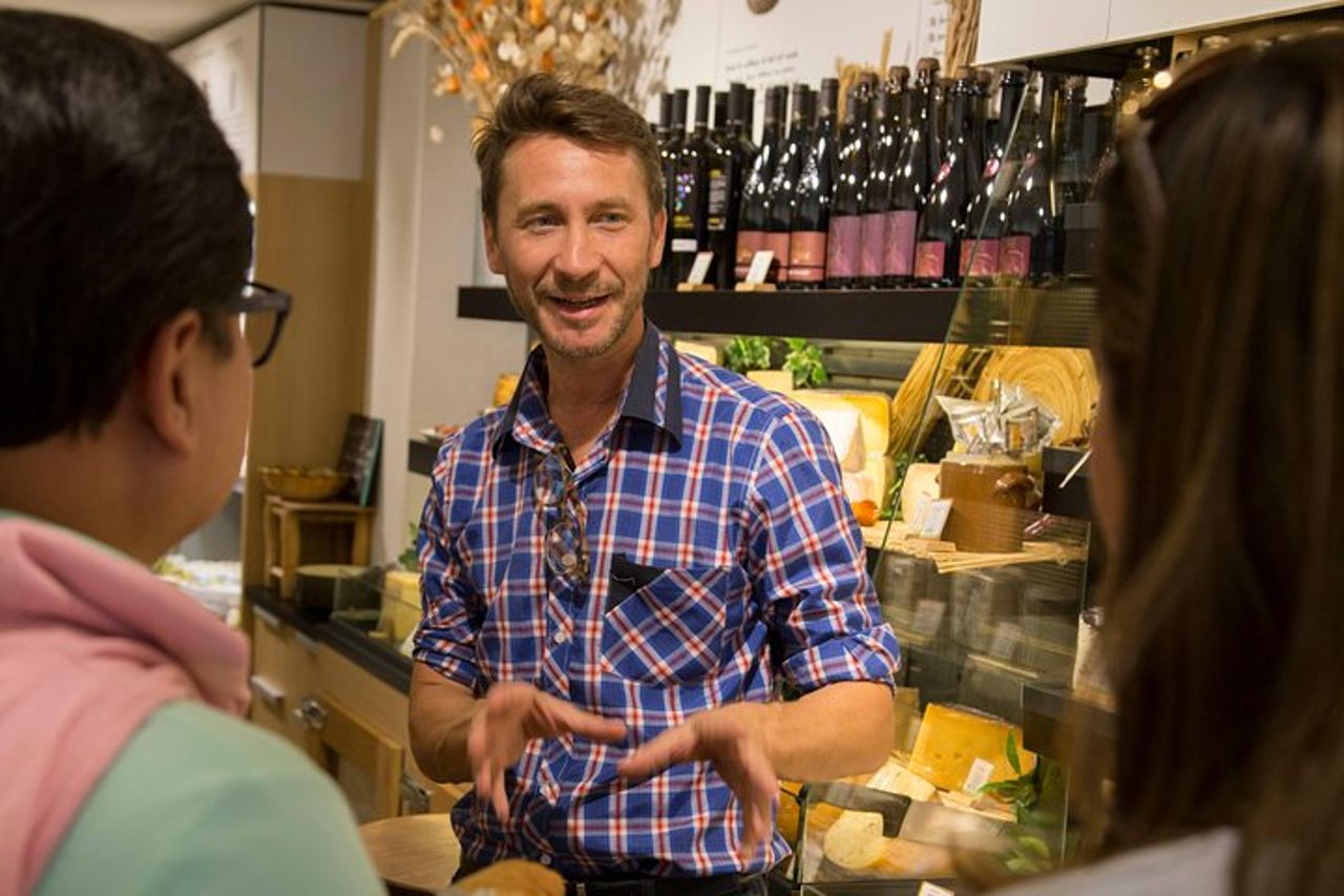 Degustazione di formaggi e vini nel quartiere latino con lo chef Alex — 4
