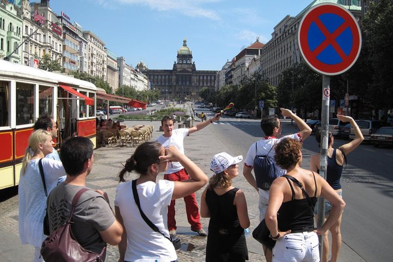 Storia del comunismo di Praga e tour del bunker nucleare — 7