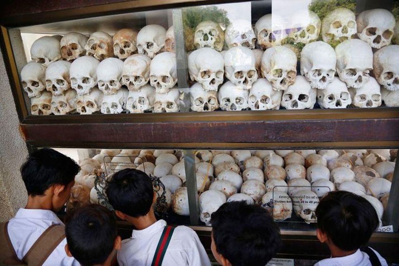Tour del campo di sterminio e del museo del genocidio di Toul Sleng — 9