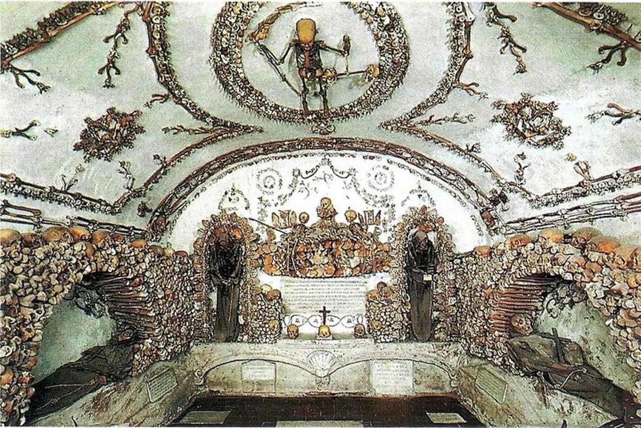 Unveil Rome: Crypts, Underground Aqueducts and Iconic Monuments — 8
