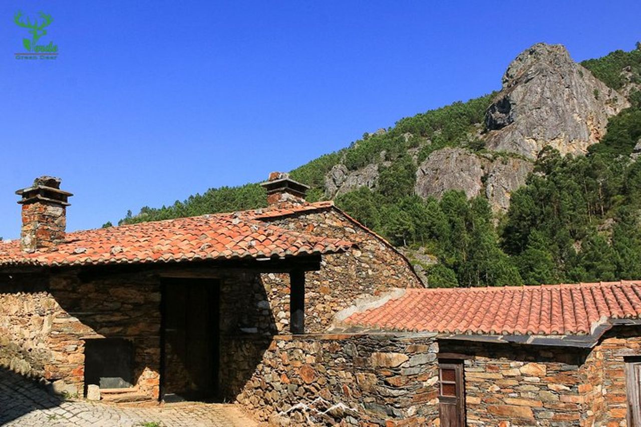 Villaggi di scisti sul monte Lousa — 8