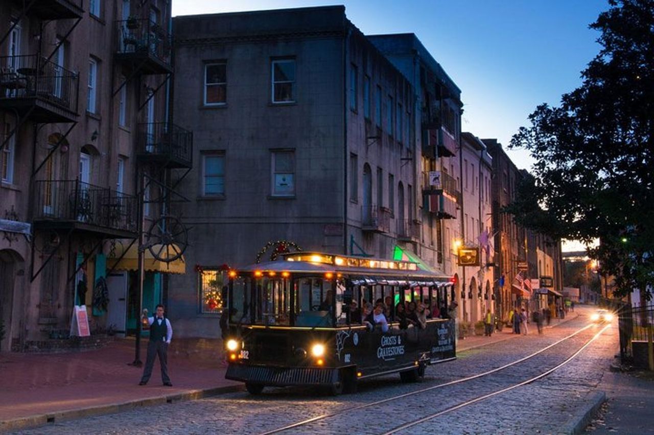 Savannah Ghosts & Gravestones Trolley Tour — 8