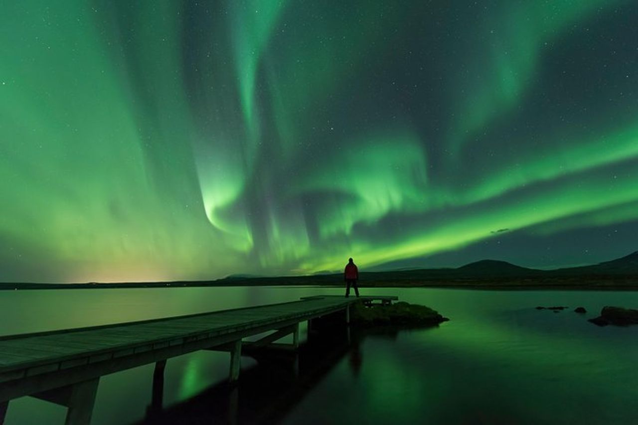 Tour guidato per piccoli gruppi dell'aurora boreale da Reykjavik — 2