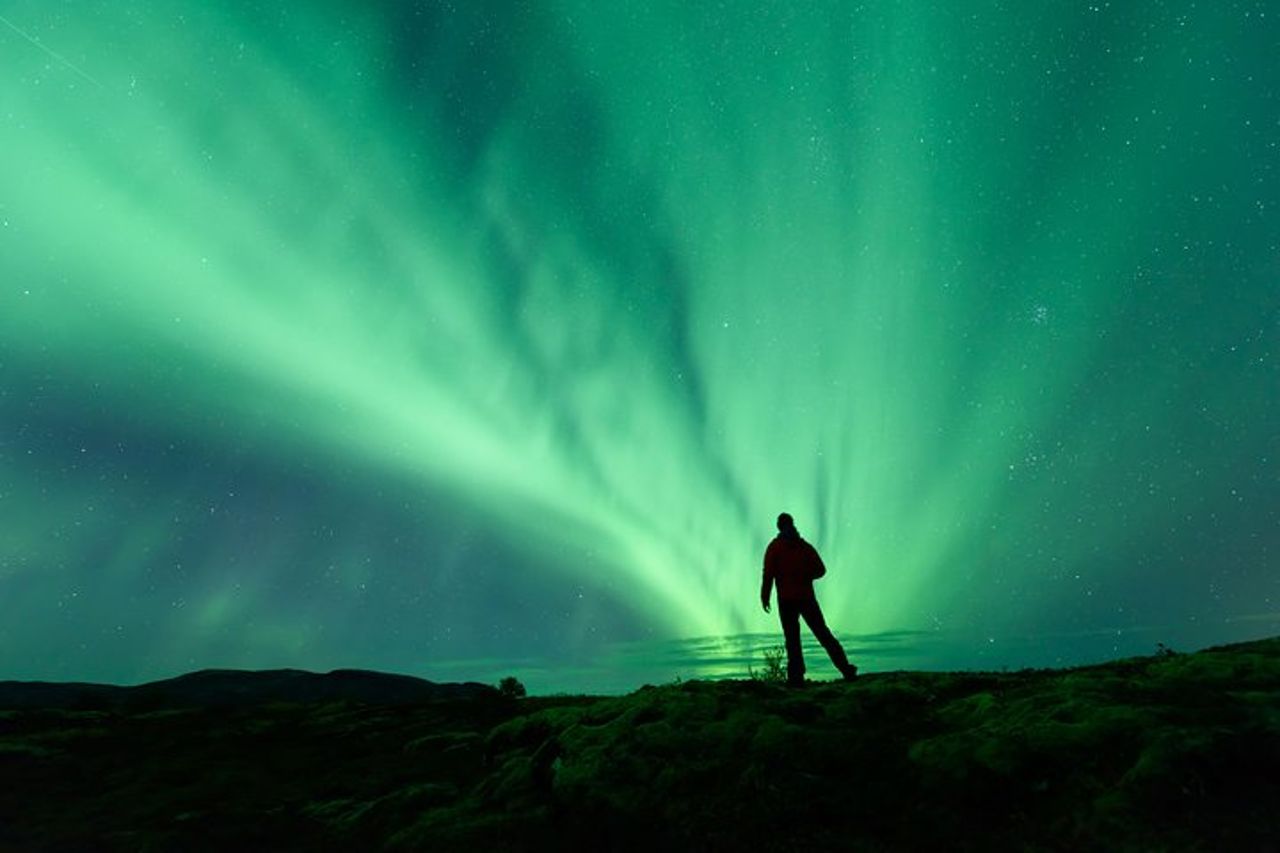 Tour guidato per piccoli gruppi dell'aurora boreale da Reykjavik