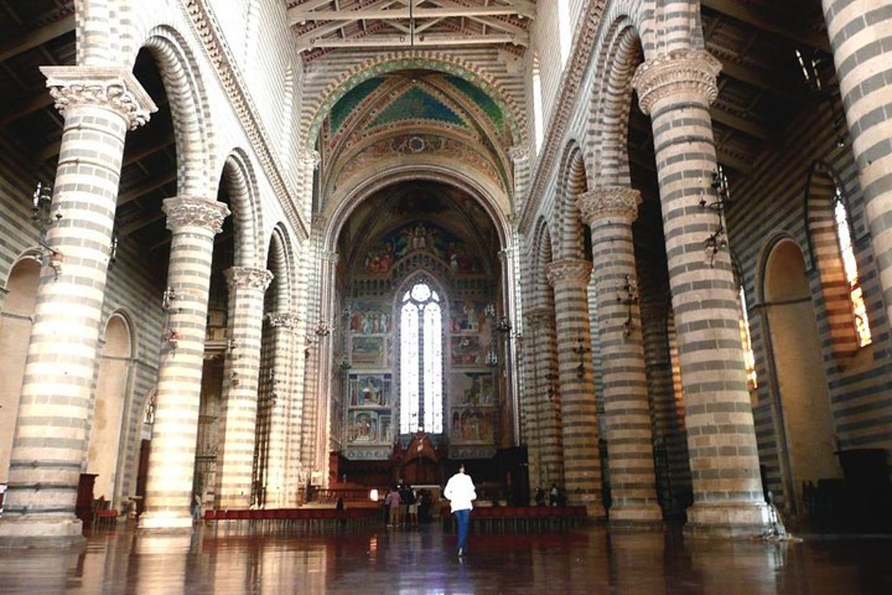 Mistico Orvieto e la Città che muore "Civita di Bagnoregio" — 6