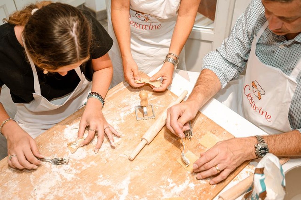 Cesarine: lezione di pasta fresca a casa del locale a Montepulciano — 4