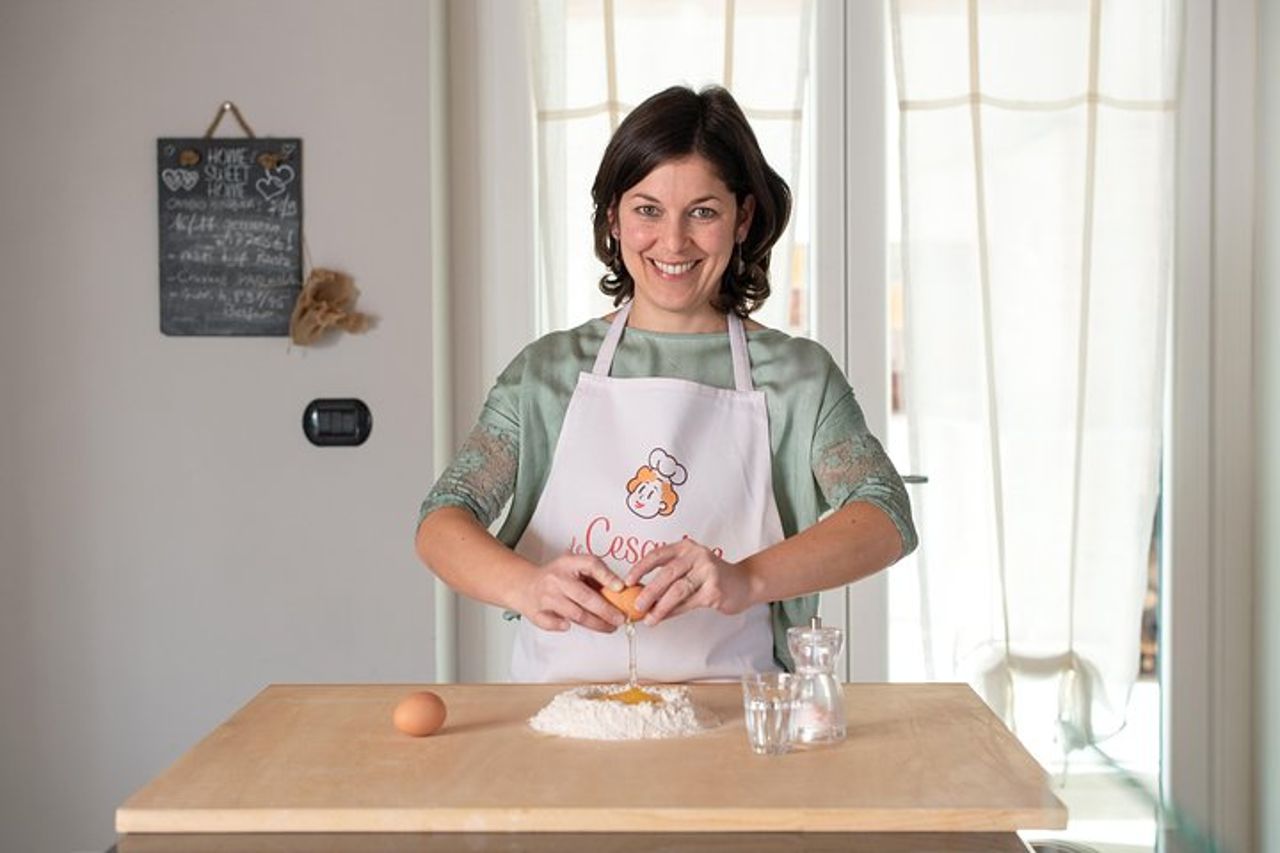 Tour del mercato per piccoli gruppi e lezione di cucina a Trento — 4