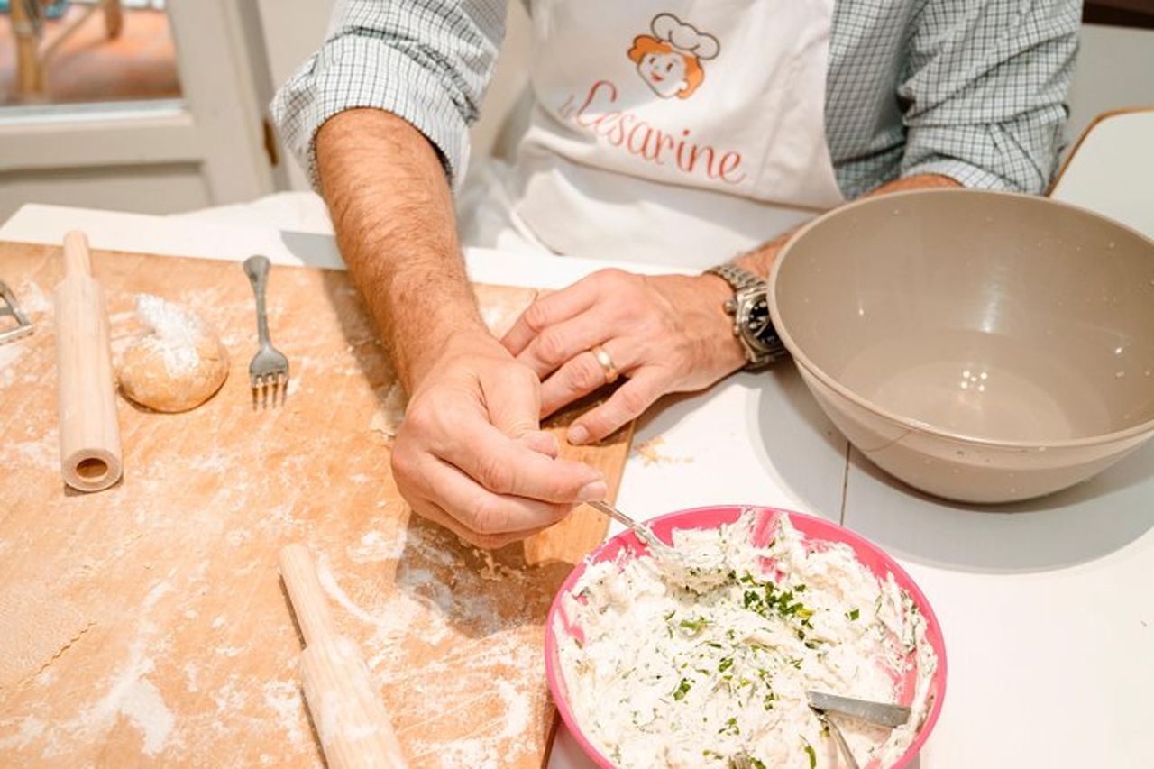Tour del mercato per piccoli gruppi e lezione di cucina a Todi — 3