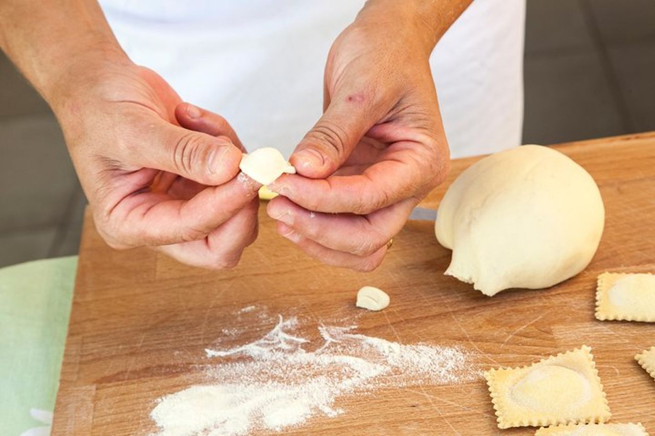 Tour del mercato per piccoli gruppi e lezione di cucina a Manfredonia — 6