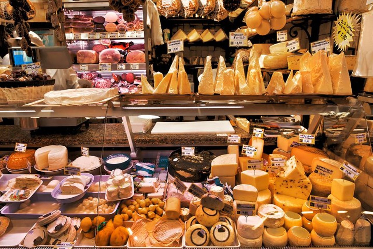 Tour del mercato per piccoli gruppi ed esperienza culinaria nella casa di Cesarina a Terni