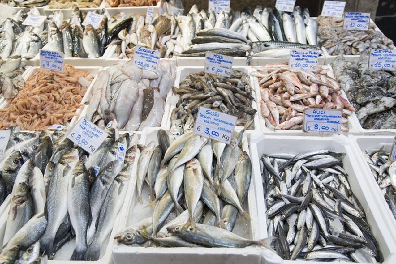 Tour del mercato per piccoli gruppi e lezione di cucina a Rimini — 2