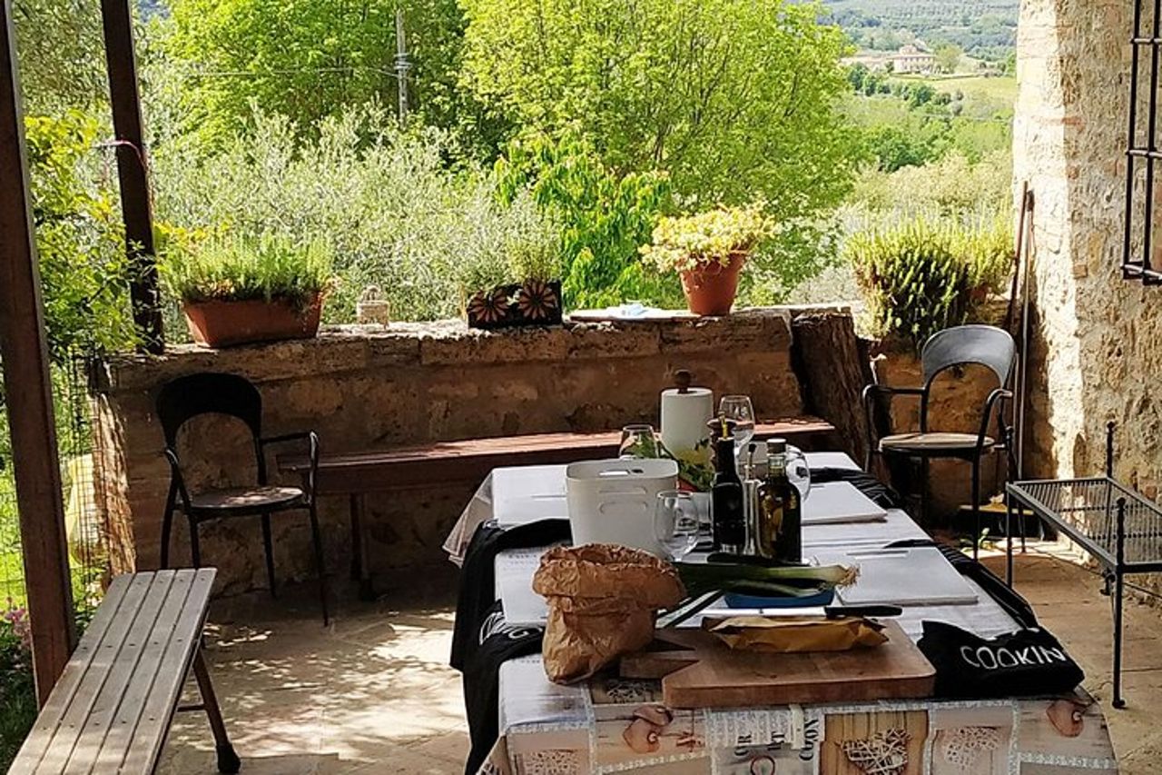 Corso privato di cucina toscana e degustazione di vini a Radda in Chianti — 7