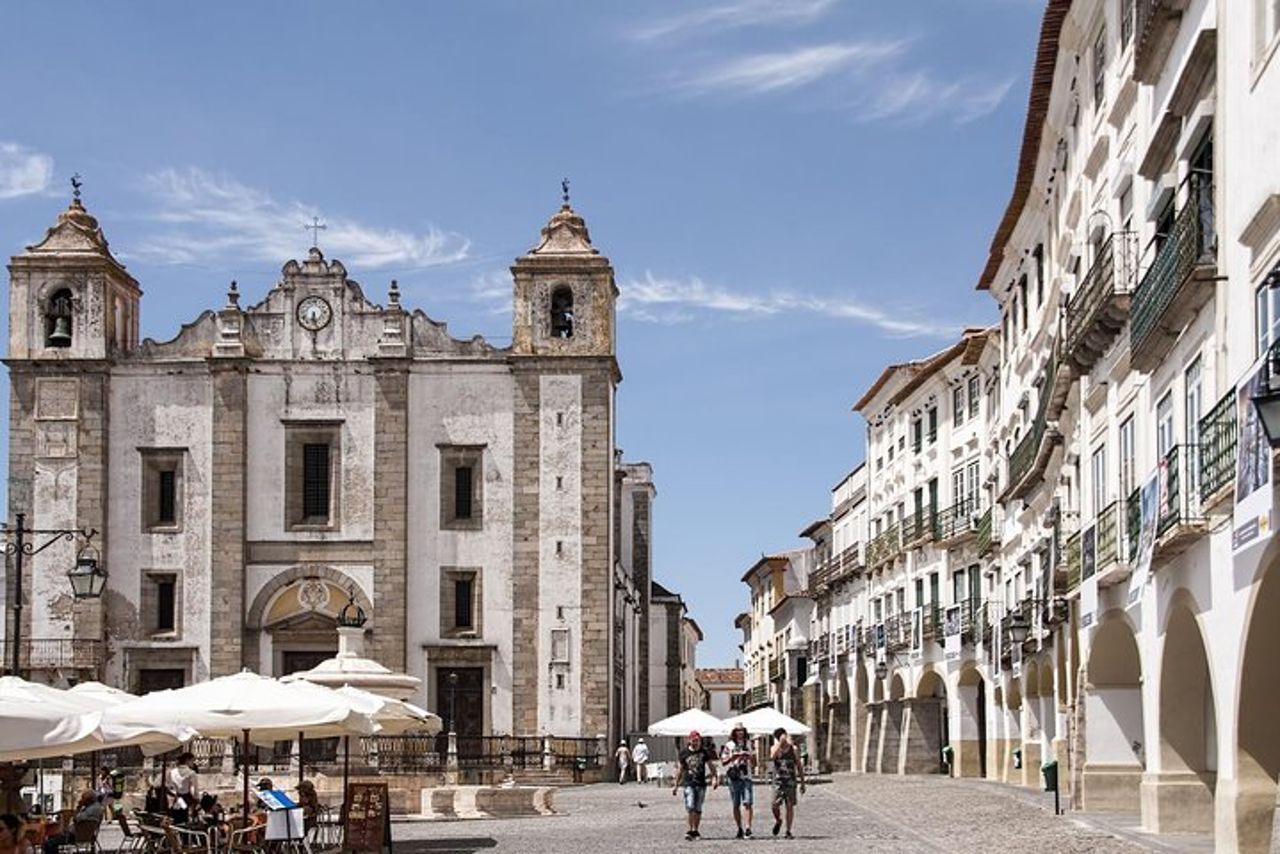 Tour privato di Évora - Fabbrica di sughero e azienda vinicola inclusi — 2