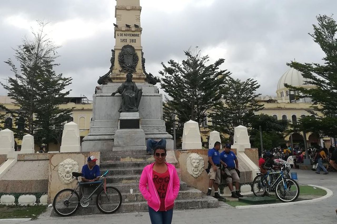 Express Tour Centro Storico San Salvador — 3