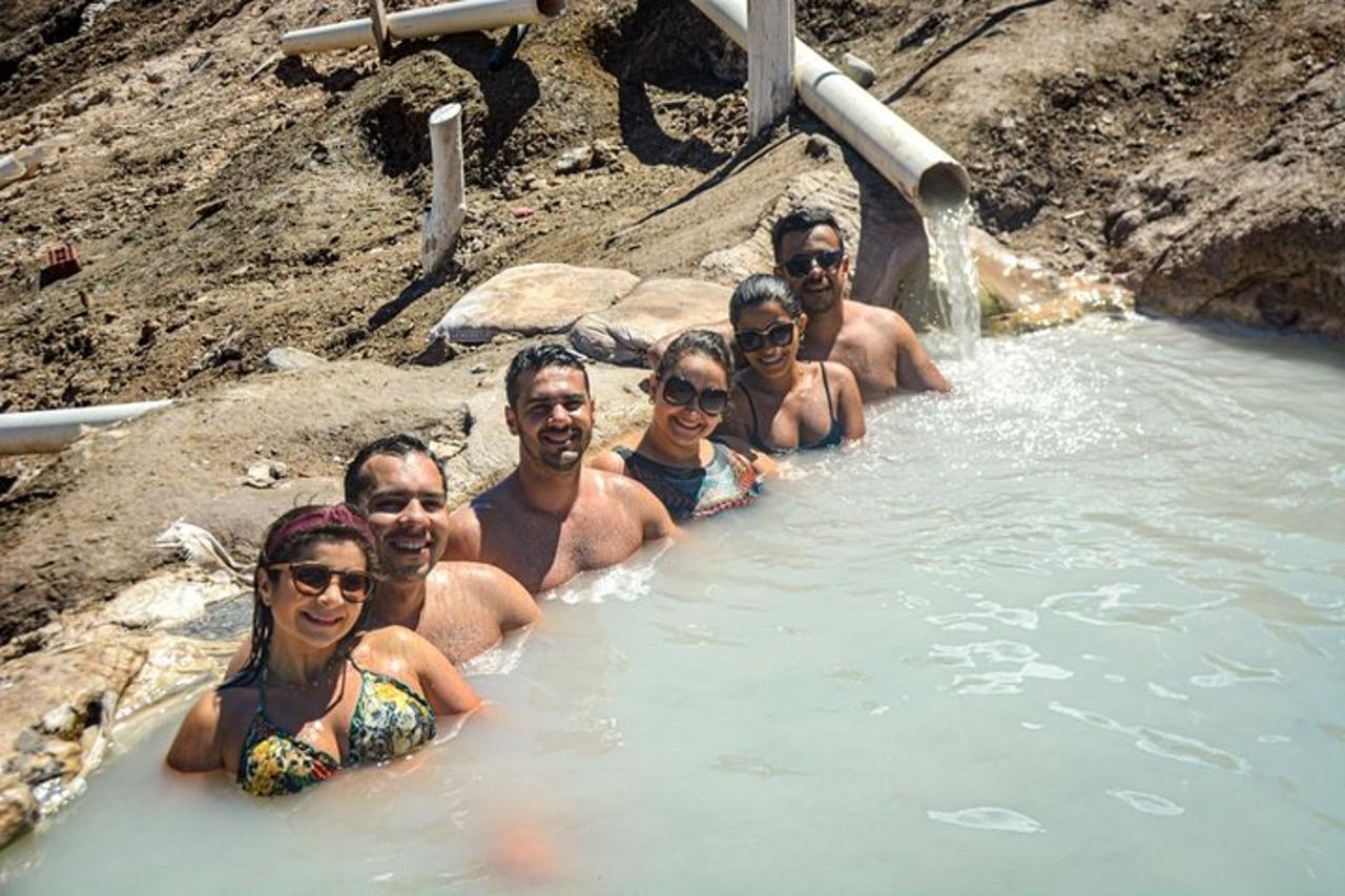 Cajon del Maipo e Terme + Tradizione Folk (biglietto incluso)