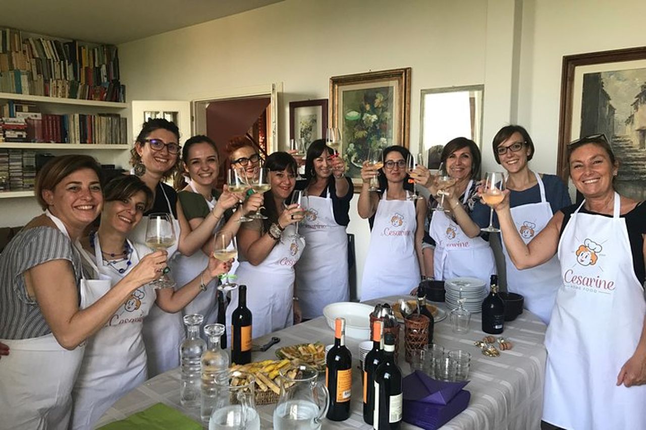 Esperienza culinaria a casa di un locale a Pistoia con Show Cooking — 4