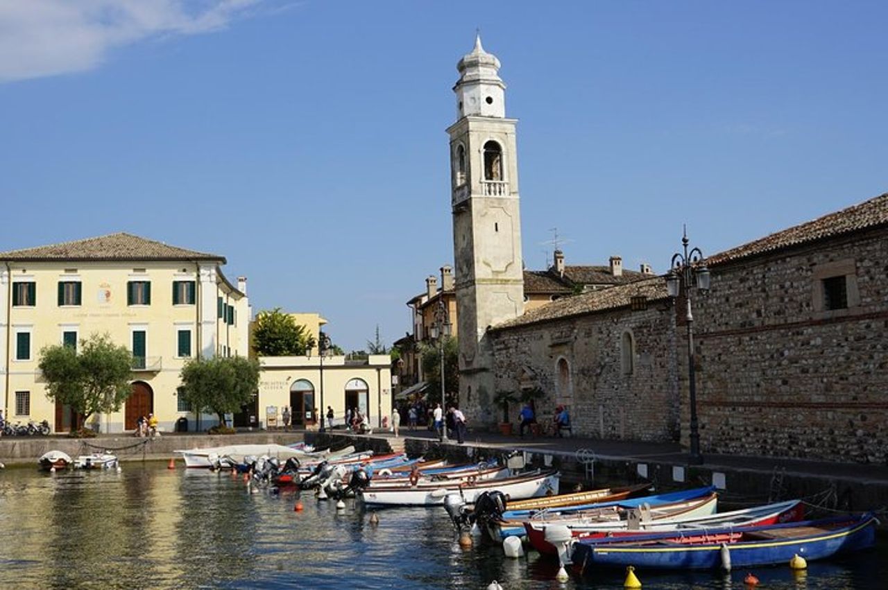 Fuga dalla città: gita privata di un giorno al Lago di Garda orientale in auto — 7
