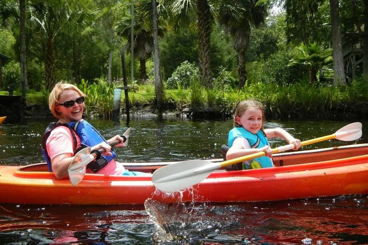 Noleggio di kayak nell'area dell'isola di Amelia su Lofton Creek con Adventures Up The Creek — 2