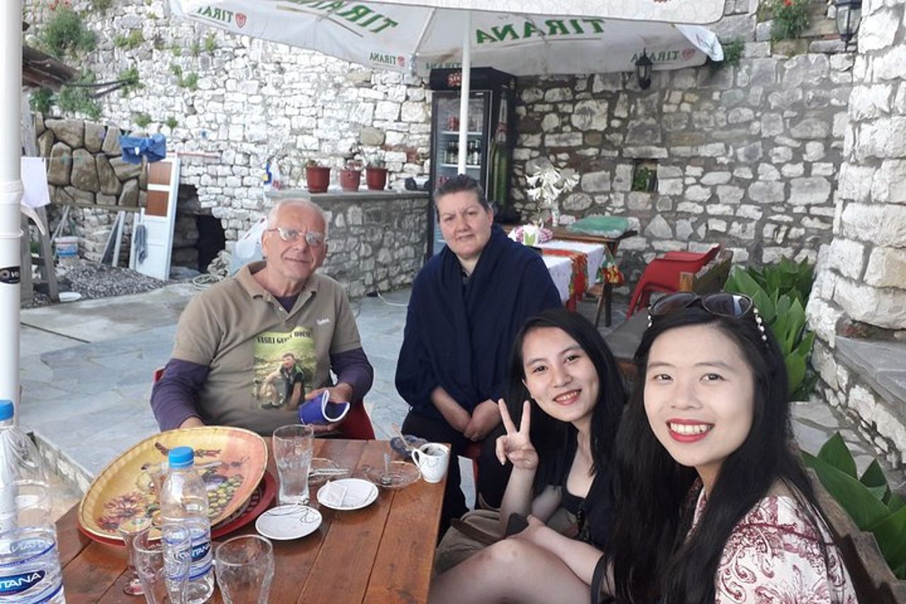 Da Tirana a Berat: tour della città e lezione di cucina al Mama Nina — 3