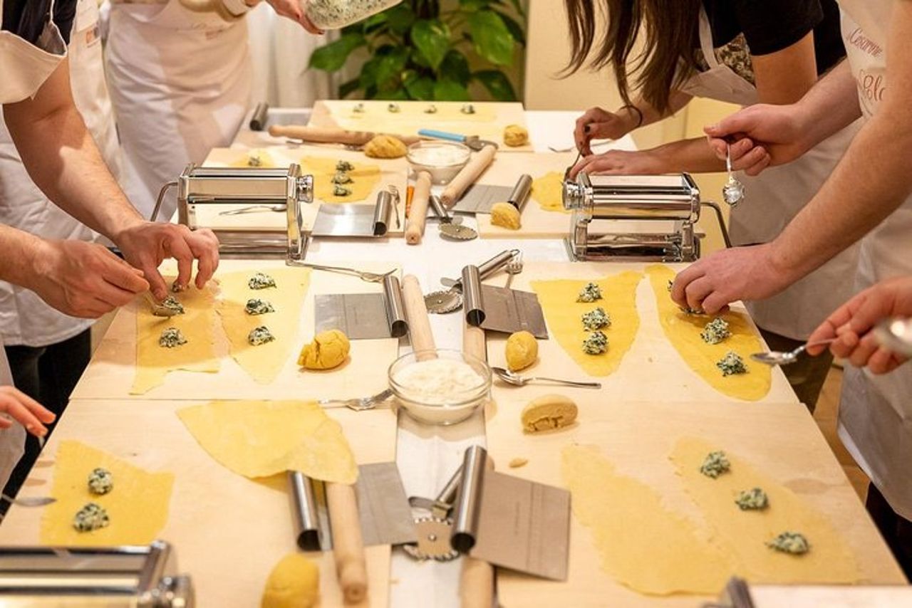 Condividi Pasta Love: pasta per piccoli gruppi e tiramisù a Trento