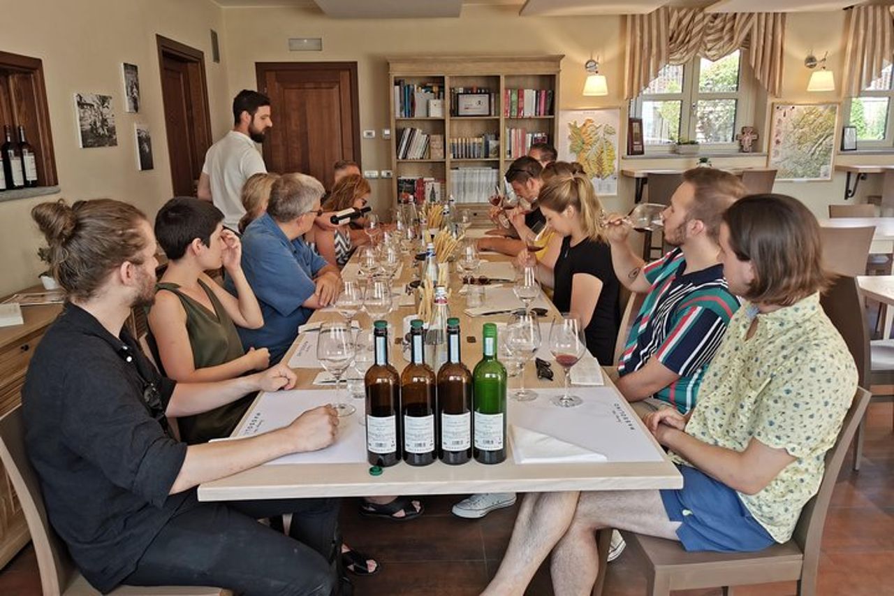 Barolo&Barbaresco Wine Experience con un enologo locale — 8