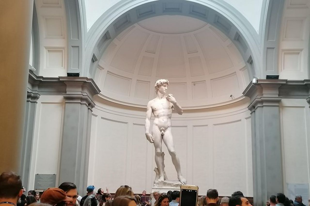 Visita guidata "salta la fila" all'Accademia: i segreti di David e oltre — 6