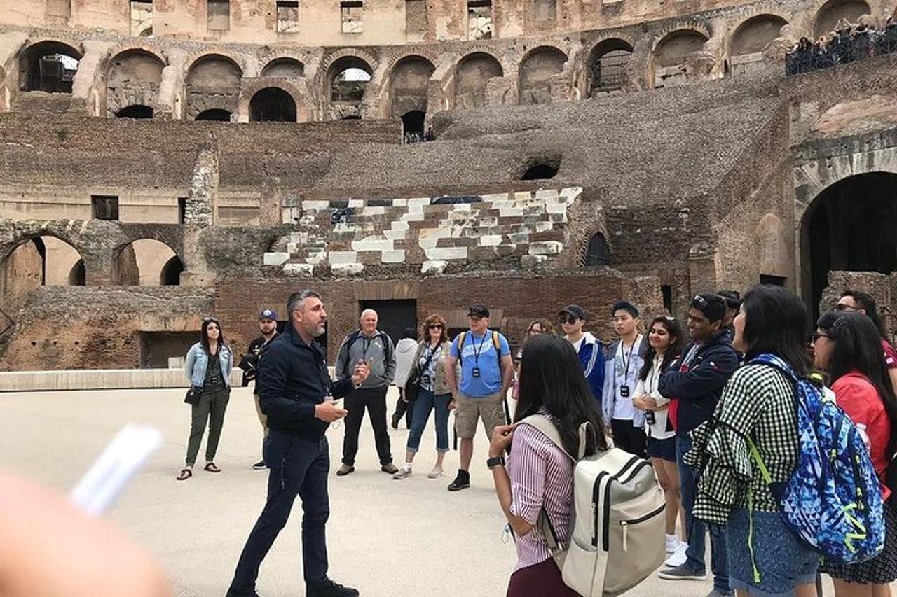 Tour privato esclusivo del Colosseo, del Foro Romano e del Palatino — 5